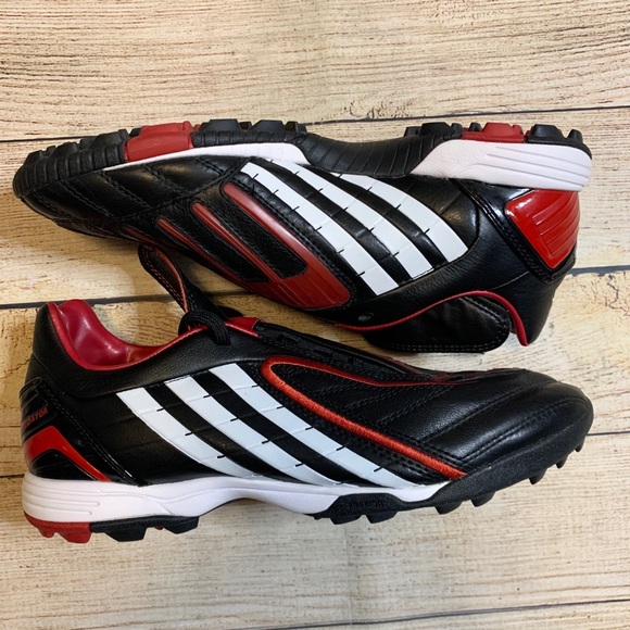 nike predator soccer cleats